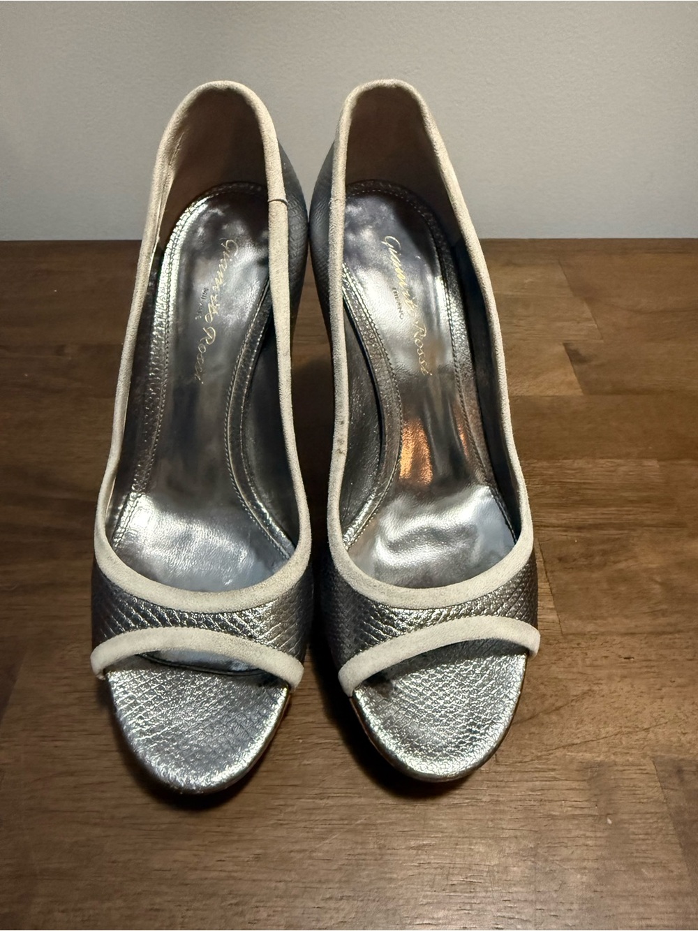 Gianvito Rossi Metallic Silver Leather Peep-Toe Pumps with Grey Suede Trim